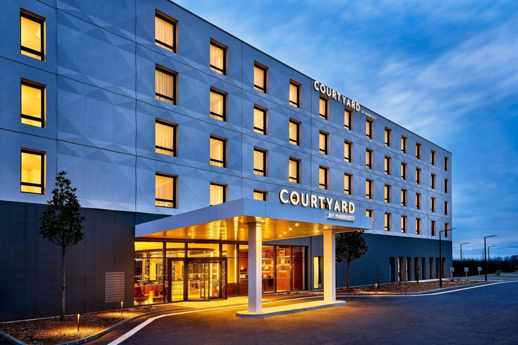 Courtyard By Marriott Lyon Eurexpo Stadium Genas Exterior foto